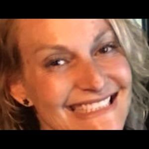 Meet your Posher, Deb